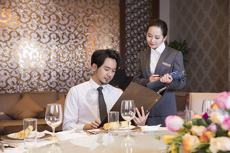 高效管理员工，提升餐饮服务品质