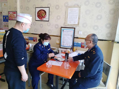 石嘴山市市场监督管理局以食品安全快速检测为抓手，护航企业复工复产复业